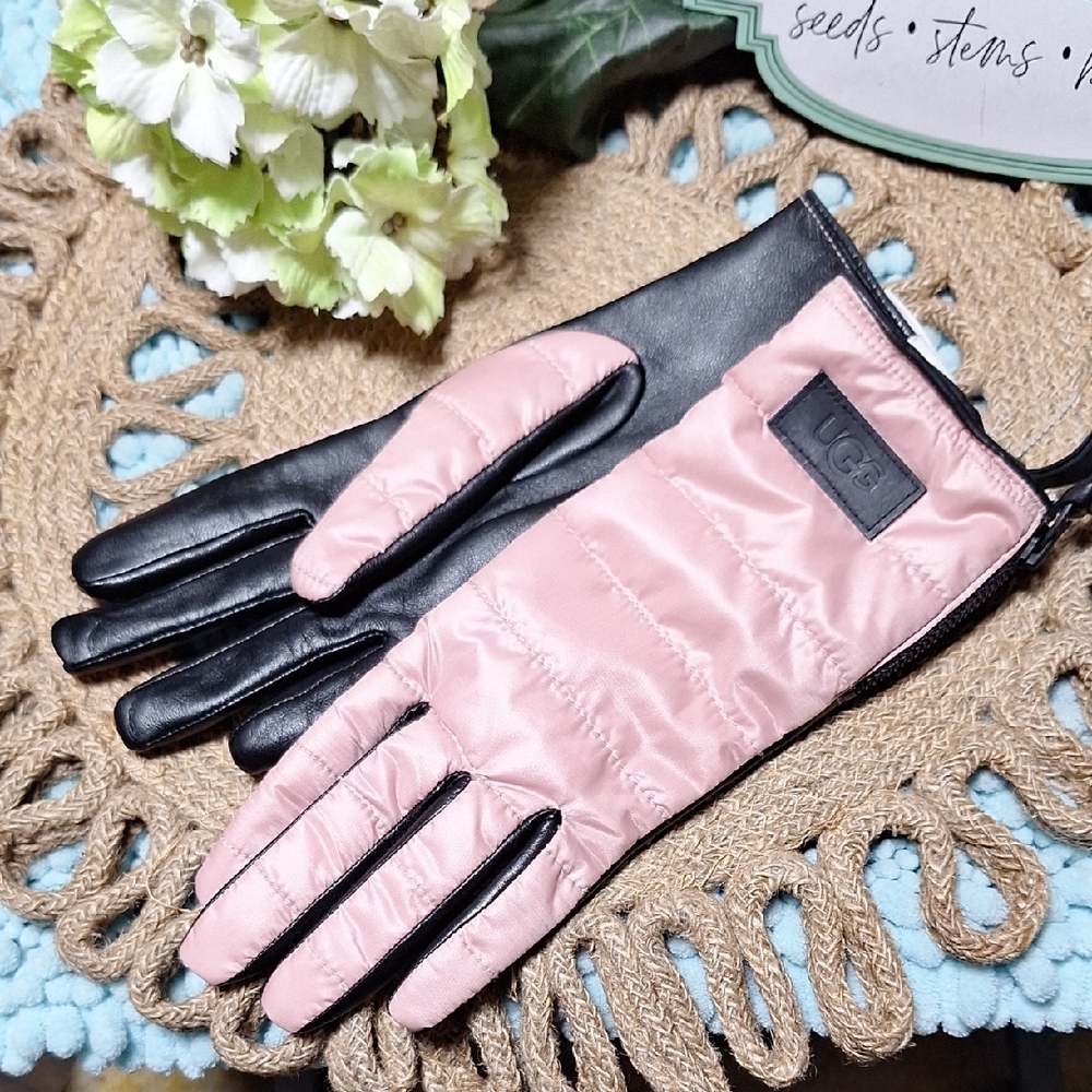 UGG Women's Black Leather  and Pink Quilted Gloves, Smart Touch
